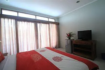 סמיניאק Sus Cottages II מלון