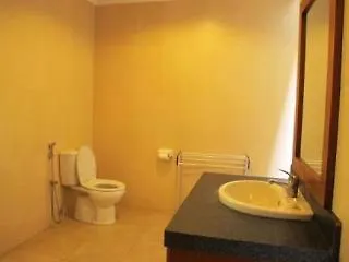 סמיניאק Sus Cottages II 3*,